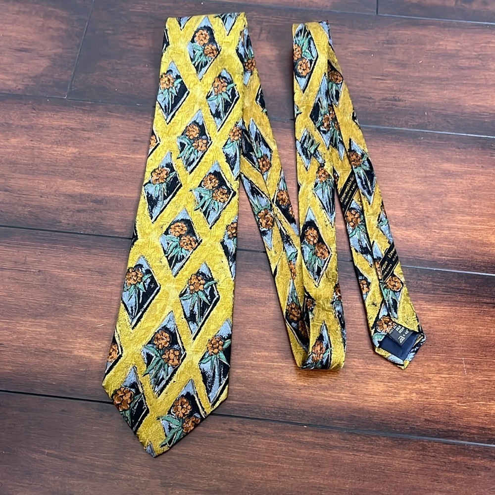 Ermenegildo Zegna 100% Silk  Neck Tie Made in Italy Floral